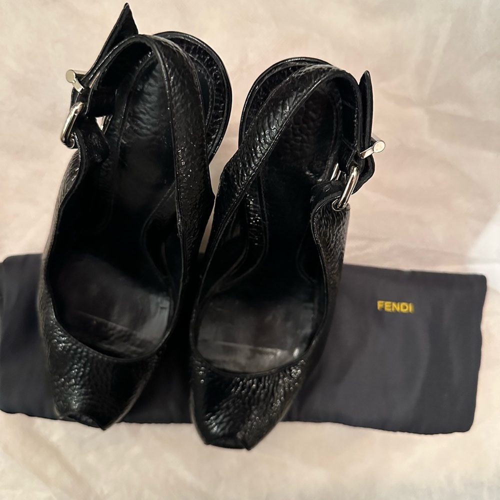 Fendi Black Women's Sling back Crinkled Patent Shoes.
